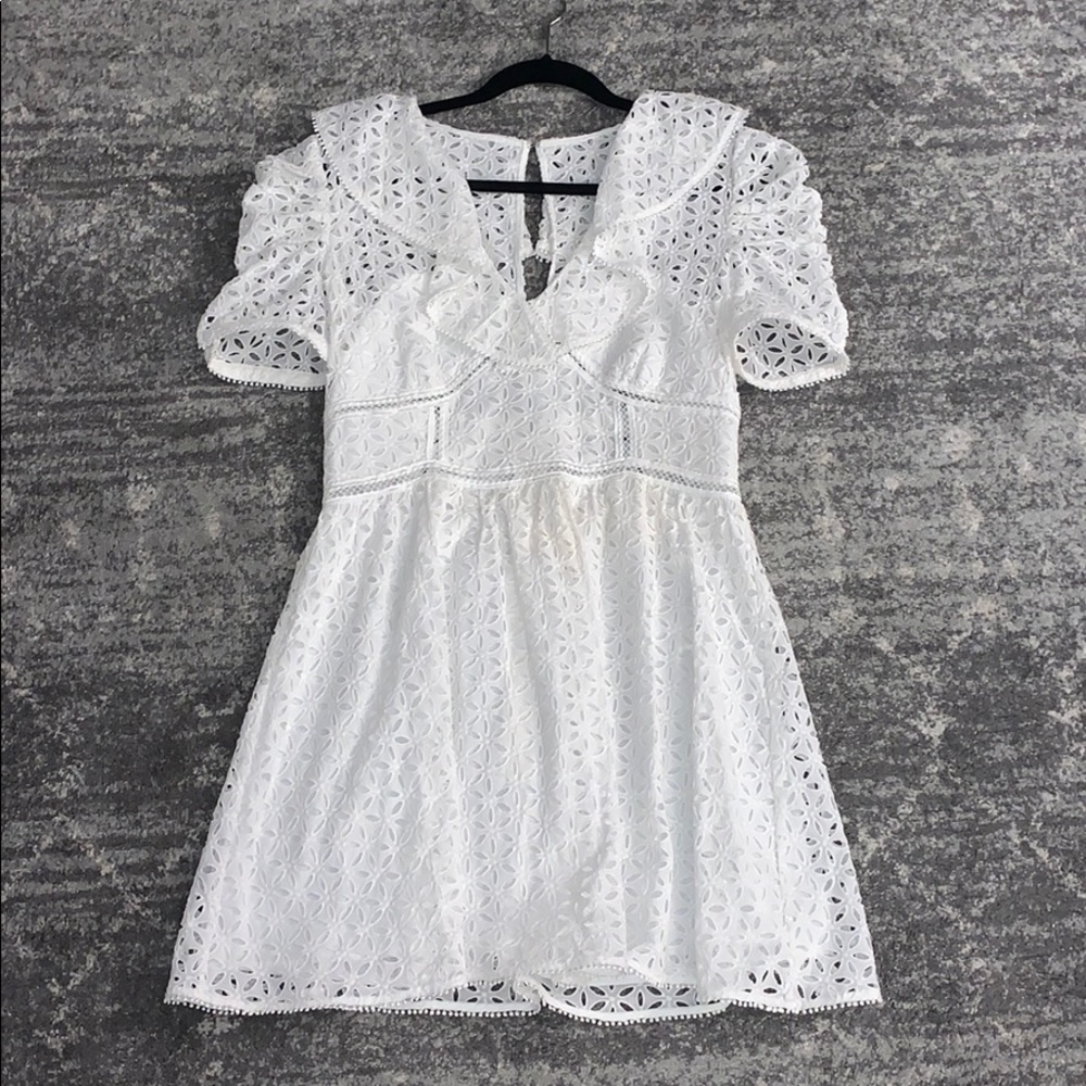 Classy & Cute White Cotton Puff-Sleeve Mini Dress